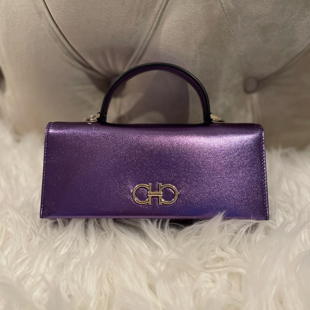 Salvatore Ferragamo Wallet on Chain